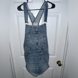 Overall shorts